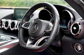 Prezent na Dzień Chłopaka do 50 zł. To najlepsze propozycje! 