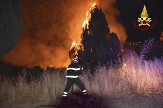 Lucyfer już zabija w Europie! Ekstremalne pożary we Włoszech