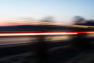 Brawura pod Głogowem. Kierowca BMW umknął, ale czy na długo?