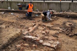 Prace archeologiczne na cmentarzu żydowskim na Bródnie (marzec 2025)