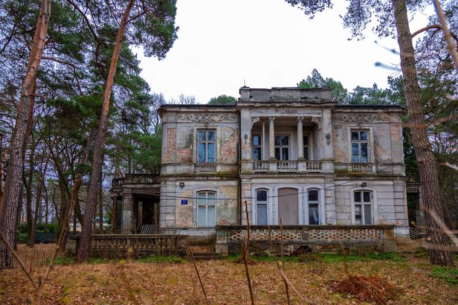 Konstancin-Jeziorna. Opuszczone wille - zobacz zdjęcia rezydencji, które kiedyś zachwycały
