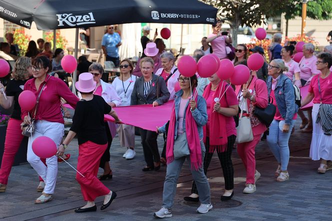 W centrum Lublina królował róż! Przez miasto przeszedł Marsz Różowej Wstążki