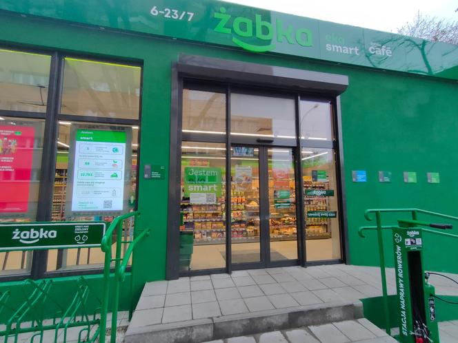 Żabka Eko Smart już działa w Łodzi. To jeden z pierwszych takich sklepów w Polsce
