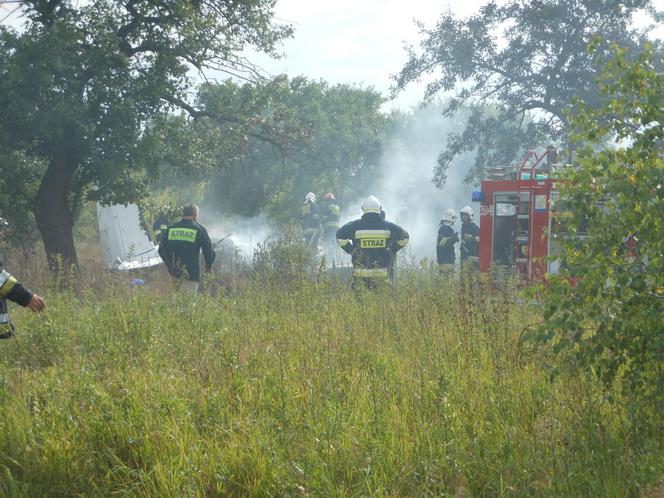 Katastrofa samolotu ze skoczkami pod Częstochową. Przeżył jeden. Jest w ciężkim stanie. Wypadek awionetki w Topolowie 