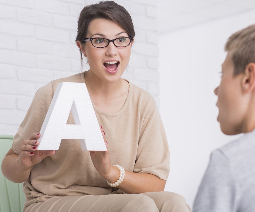 Logopeda: czym się zajmuje? Jak znaleźć dobrego logopedę dla dziecka?