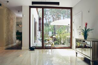 Polerowany gres porcelanowy