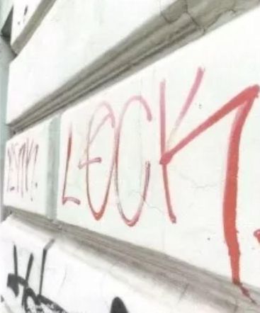 Młodzi "artyści" zatrzymani. Wypatrzyły ich kamery, zatrzymali strażnicy miejscy. To ich zaskoczyło