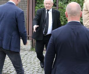 Jarosław Kaczyński pojechał do kościoła