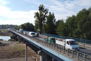 Budowa mostów nad Brdą w Bydgoszczy. Prace nabierają tempa [ZDJĘCIA]