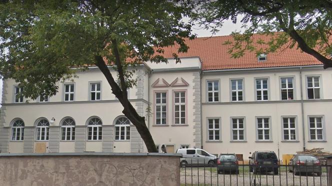 5. II LO z Oddz. Dwujęz. im. Stefana Batorego	