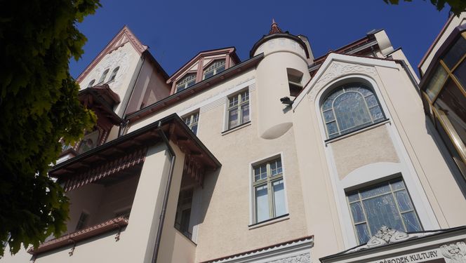 To jedna z piękniejszych kamienic w Olsztynie. Przetrwała wojnę