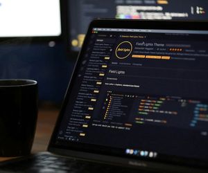 Programista na sterdyach. Koniec tego zawodu?