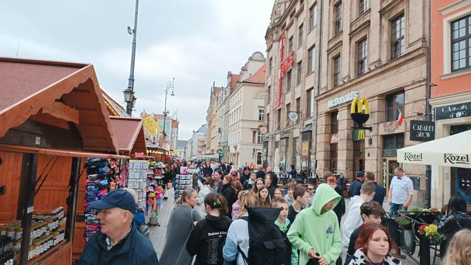 Jarmark Świętojański już działa! Zobacz, jak wygląda teraz wrocławski Rynek