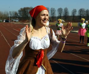  Dzień Kobiet w Rajtuzach to sukces. Piękna pogoda, tłumy kobiet to idealny przepis na celebrację święta w Rybniku ZDJĘCIA