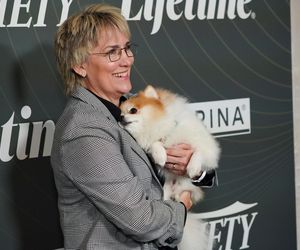 Sydney Sweeney w prześwitującej sukience. Obok m.in. legenda boksu