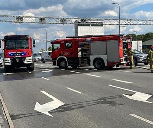 Autobus miejski w ogniu! Wielkie płomienie buchały na Ursynowie, cały się spalił