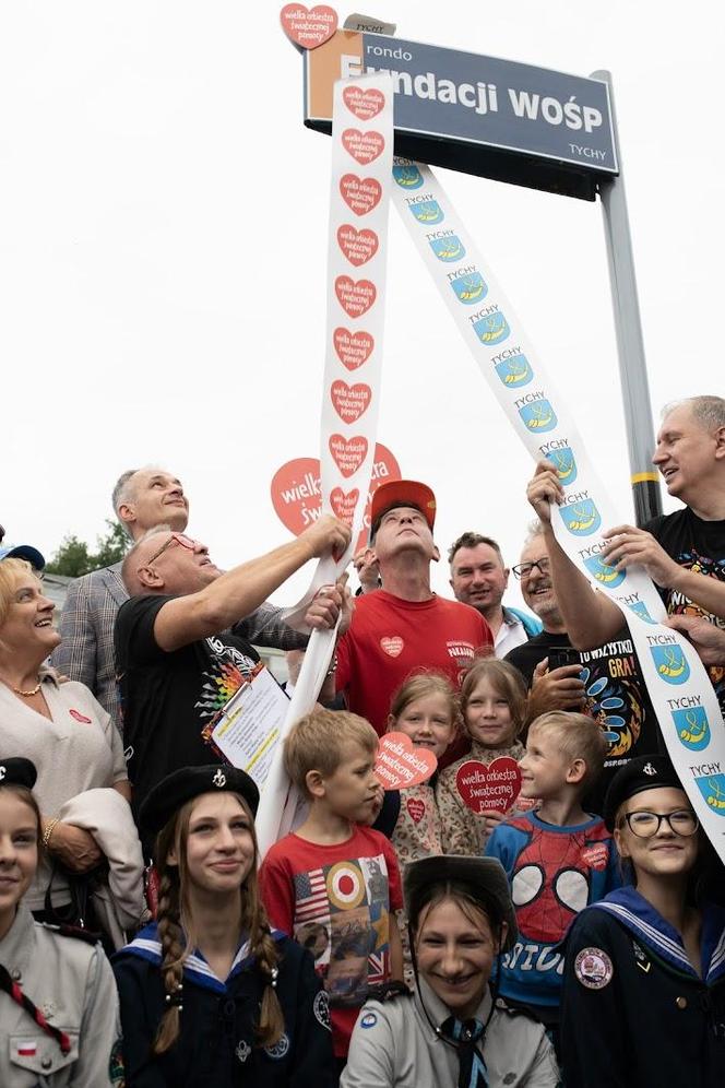 W Tychach odsłonięto rondo fundacji WOŚP. Do miasta przyjechał Jurek Owsiak