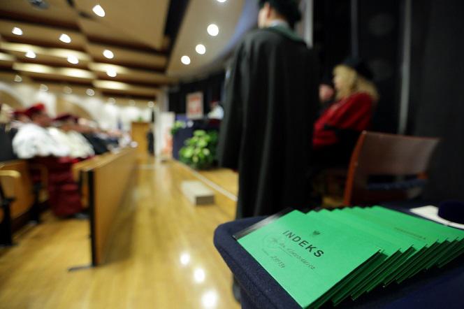 Studia 2020 rozpoczęły się na dobre, a studenci już mają dość! Co piszą w sieci?