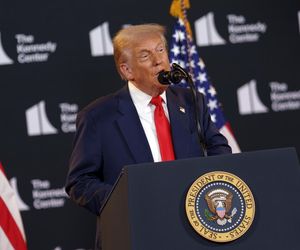 Trump wylądował na Alasce. Nie będzie spotkania w cztery oczy z Putinem