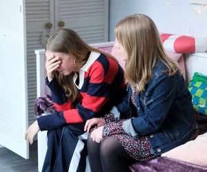 M jak miłość odc. 1882. Lenka (Olga Cybińska), Sara (Nadia Smyczek)