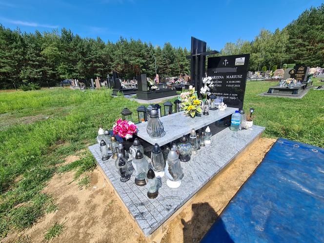 Przędzel: Grób Marzeny i Mariusza rok po tragedii w Jamnicy