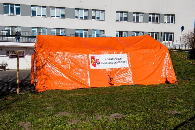 Koronawirus w Trójmieście. Wstrzymane przyjęcia ciężarnych w szpitalu na Zaspie w Gdańsku