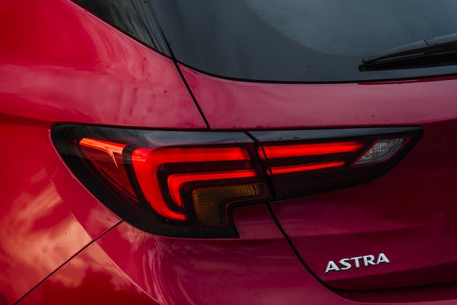 Opel Astra K 1.2 Turbo 130 KM Elegance