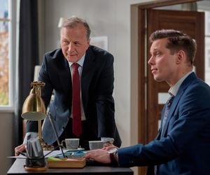 Na Wspólnej odc. 4063. Darek Żbik (Michał Mikołajczak), Andrzej Zakościelny (Dariusz Niebudek)