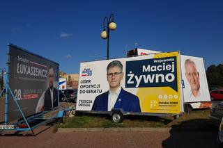 Plakaty wyborcze zalały cały Białystok. Wiszą już na każdym słupie. Sprawdźcie te najciekawsze [ZDJĘCIA]