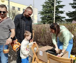 Piekary Śląskie. Świąteczne zbieranie jajek wielkanocnych