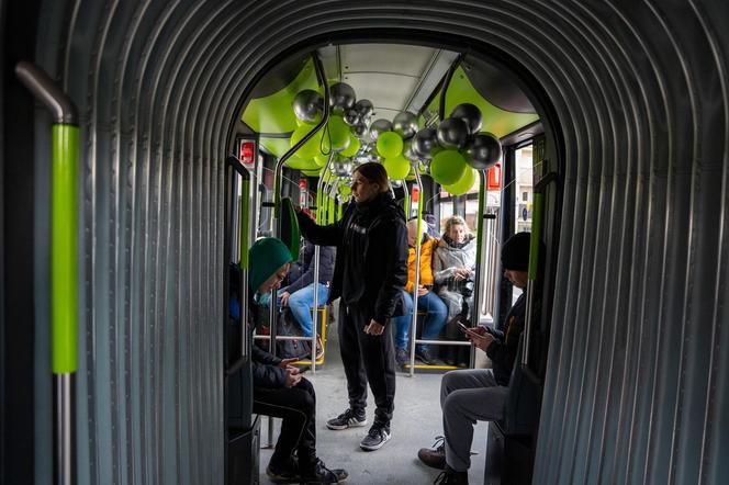 Tramwajowa "czwórka" ruszyła! Na wydarzeniu tłumy mieszkańców. Zobaczcie zdjęcia!