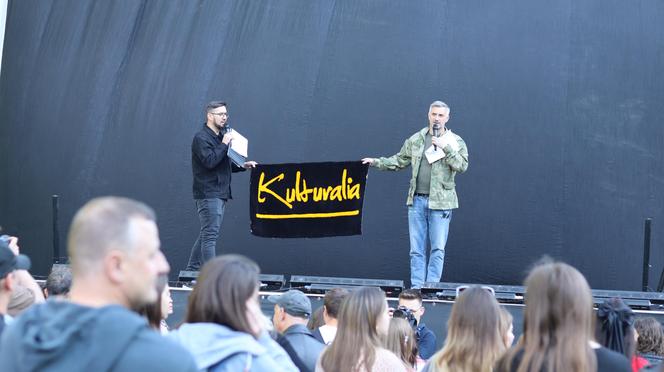 Rozpoczęły się KULtularia w Lublinie! Były serpentyny, głośne śpiewy i tańce. Zobaczcie zdjęcia!