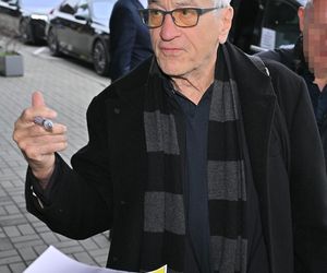 Robert De Niro już w Polsce. Aktor przyłapany na lotnisku w Warszawie
