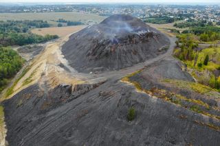 Zapożarowana hałda w Pszowie ma stać się oazą zieleni. SRK ogłasza plany na rekultywację uciążliwego zwałowiska