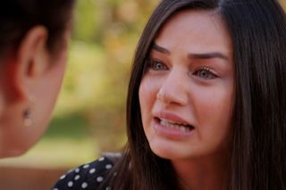 Miłość i nadzieja, odcinek 299: Bahar, Cavidan