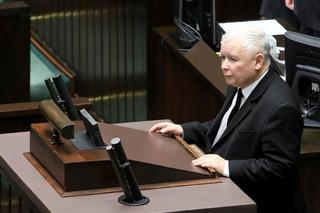 Jarosław Kaczyński modlił się za Jolantę Szczypińską