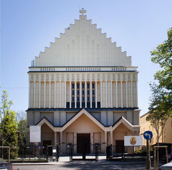 Kościół pw. Matki Bożej Nieustającej Pomocy przy ul. Alfreda Nobla 16 w Warszawie