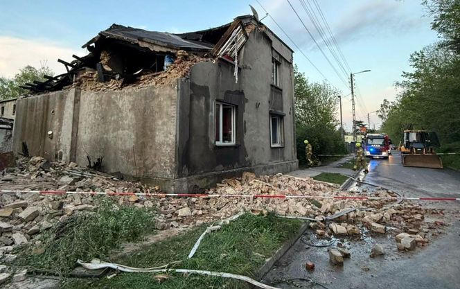 Wybuch gazu w Wojkowicach. Dom jednorodzinny częściowo się zawalił