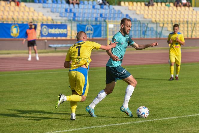 FAF Elana Toruń - Tłuchovia Tłuchowo 4:0, "Żółto-Niebiescy" wciąż na fali