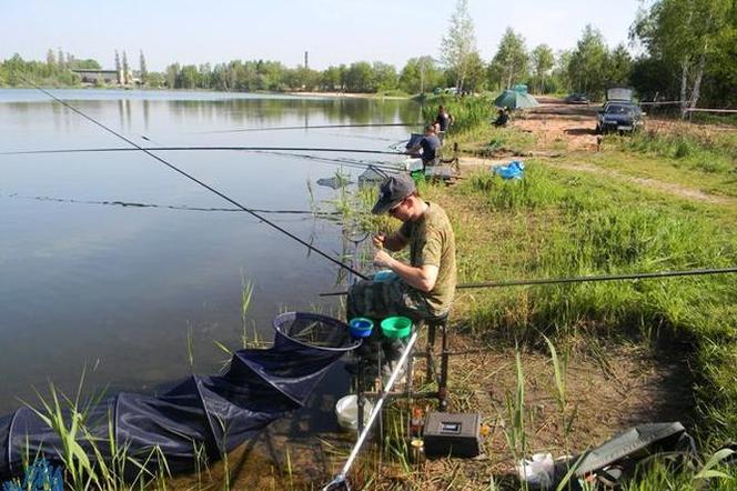 Na starachowickich Piachach można już wędkować. Rośnie składka dla wędkarzy