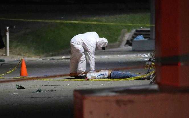 Salvador. Co najmniej 9 osób stratowanych na śmierć po wybuchu paniki na stadionie w San Salvador