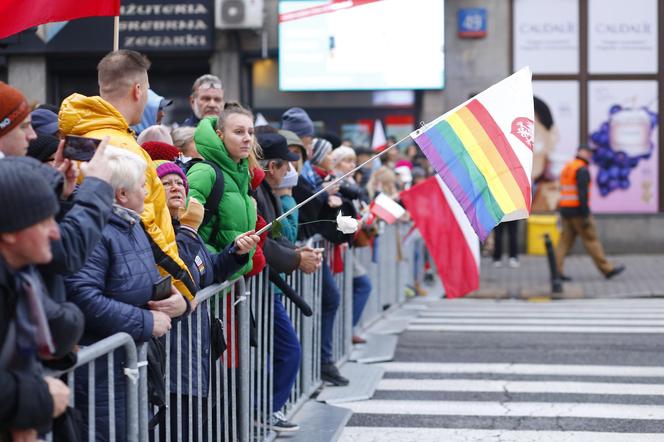 Marsz Niepodległości 2023 w Warszawie. Mamy ZDJĘCIA ze stołecznych ulic! GALERIA część 2