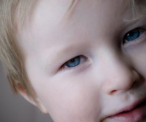 Dręczą zwierzątka, manipulują kolegami. Kim są „bezduszne dzieci”?