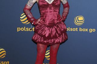 Monika Miller cała na czerwono! Zaszalała z kreacją. Dobrała do niej perły