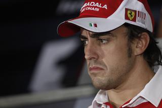 Fernando Alonso Ma wstrząśnienie mózgu Co było przyczyną wypadku? [WIDEO]