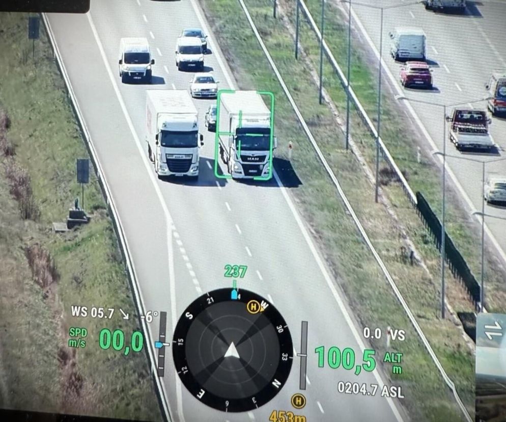Wyścigi słoni na A2. Kierowcy wyprzedzają jak szaleni! Ciężarówki zajęły wszystkie pasy