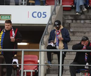 Górnik Zabrze zmierzył się z Zagłębiem Lubin. Kibice rozgrzewali piłkarzy z trybun