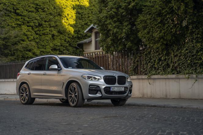 (2020) BMW X3 xDrive30e