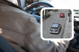 96-latek wymusił pierwszeństwo wobec radiowozu. Nie miał prawa jazdy, tłumaczył, że... słabo widzi!