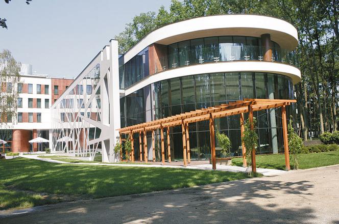 Łosoś, zupa z raków i kaczka w ziołach